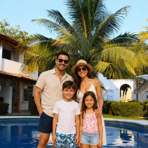 Casa en la playa en Club Santiago Manzanillo, hotel en Manzanillo