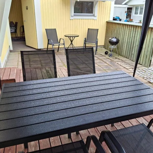 bekväm villa, hotelli kohteessa Fliseryd