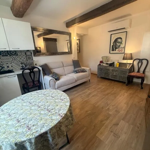 Entre Pic et Rivière, hotell i Saint-Martin-de-Londres
