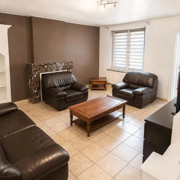 House in Charleroi ideal for families et professionals – hotel w Charleroi