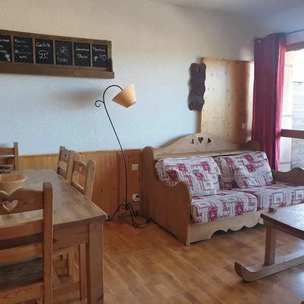 T2 cabine lumineux 6 pl OU T2 duplex 4 pl , piscine, sauna, La Pradella BOLQUERE, hotell sihtkohas Bolquère - Pyrénées 2000