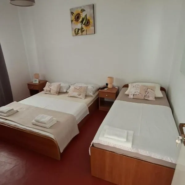 Apartman Ruševac, Hotel in Sukošan
