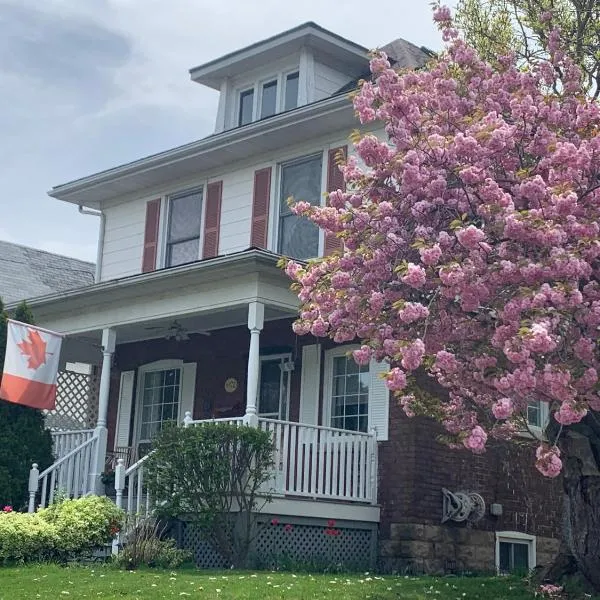 Strathaird Bed and Breakfast, Hotel in Niagara Falls