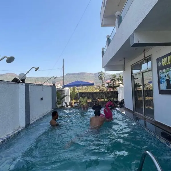 Golden Bird Luxurious 3 bhk Villa, hotel a Malavli