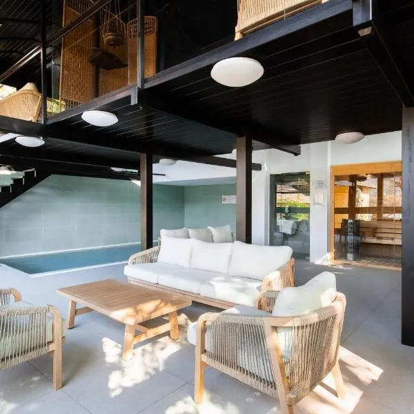 Mr Görgey Art Hotel、ヴィシェグラードのホテル