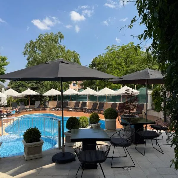 Atlantic Hotel - Free Parking, hotell i Sofia