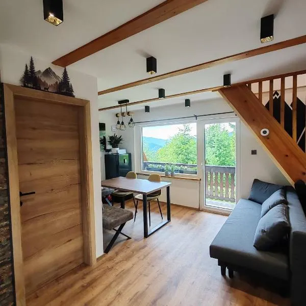Chalet Zasavka โรงแรมในDol pri Hrastniku