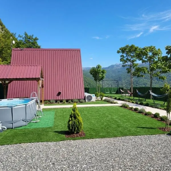 Cottage Harmony in Racha-კოტეჯი ჰარმონია რაჭაში, hotel u gradu 'Ambrolauri'
