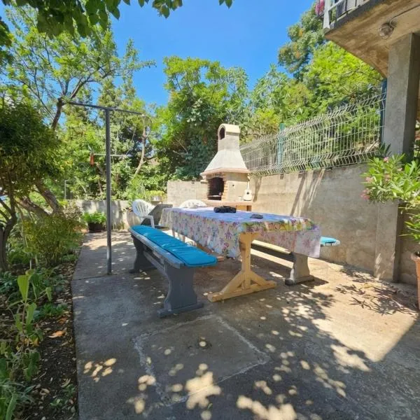 Apartman sunny green, hotel in Sveti Juraj