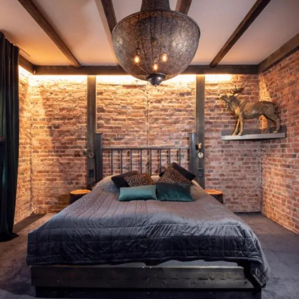 Kronan Bed & Breakfast โรงแรมในวารา