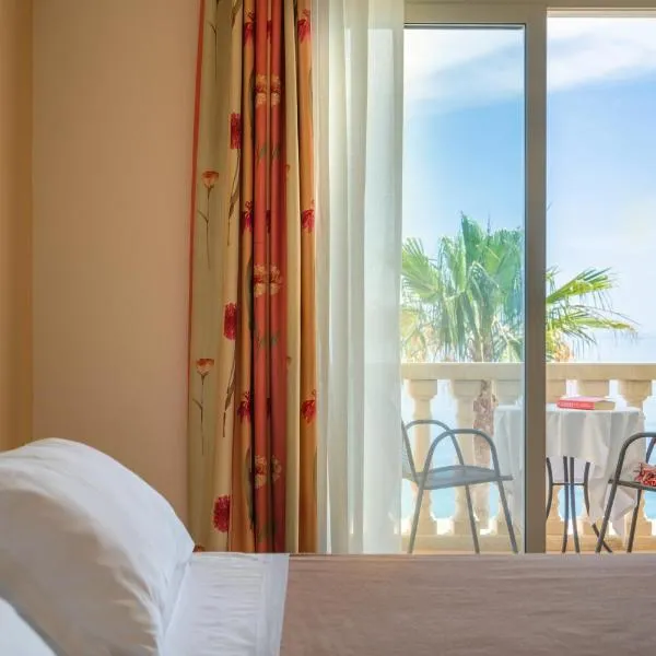Hotel Orizzonte, hotel em Letojanni