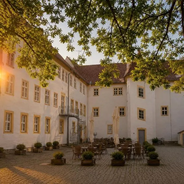 Schlosshotel am Hainich, hotel a Hörselberg-Hainich