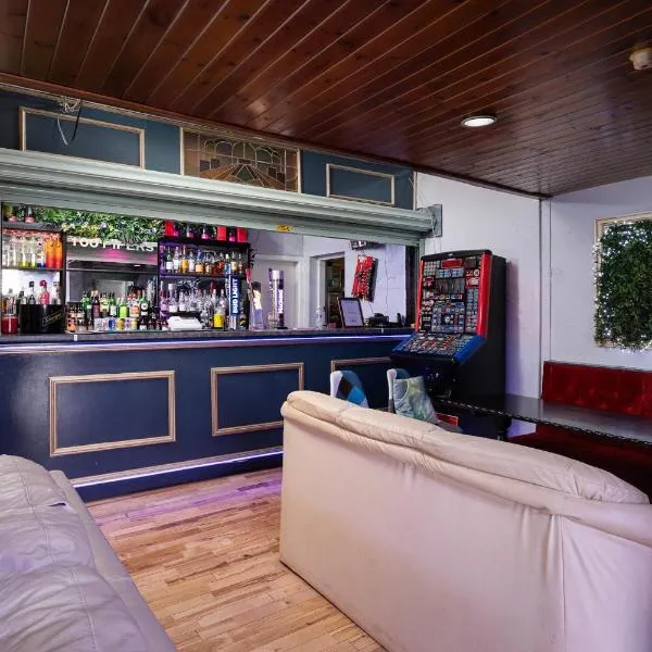 100 Pipers Hotel, hotelli kohteessa Blackpool