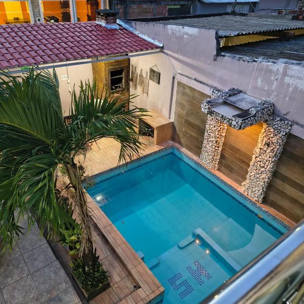 Casa confortavel com piscina e churasqueira