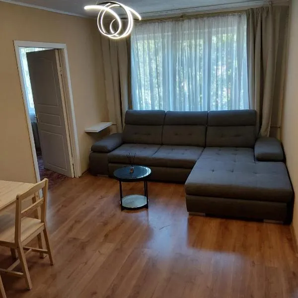 Apartament Orhideja 13, хотел в Рига