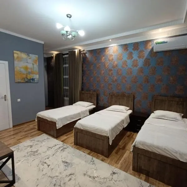 Comfortable Triple Room Perfect for Relaxation, hotel u gradu Taškent