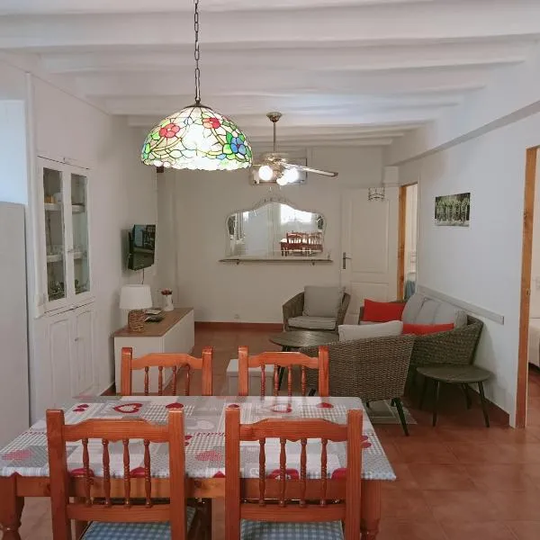 Casa Rural San Antón – hotel w mieście Quesa