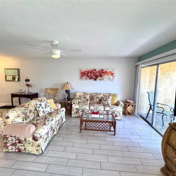 1+1 Large condo Sarasota, מלון בסרסוטה