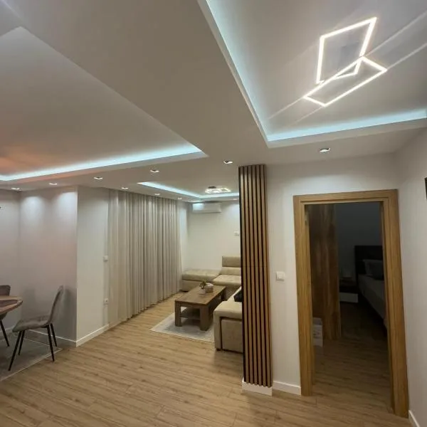 Omnia Lux Apartman 1B, Hotel in Šabac