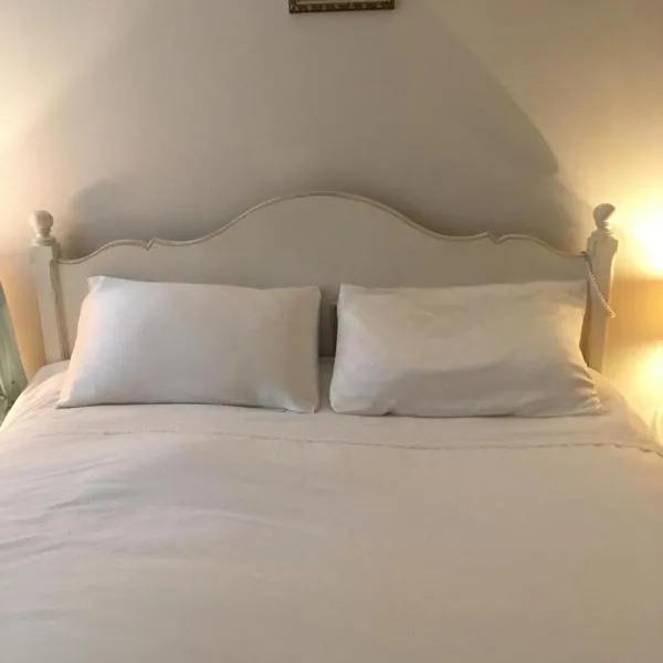 Mountain Way, hotel in Dublin