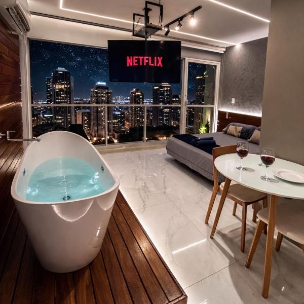 Lindo Studio com Banheira Privativa