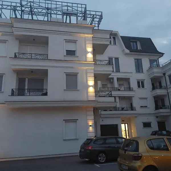 Luka's Palic Apartment, hotel di Palic