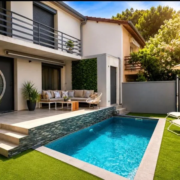 Villa luxueuse et Moderne avec piscine !: Béziers şehrinde bir otel