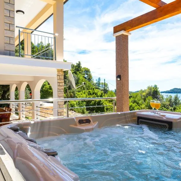 Villa Franciska, hotel in Blato