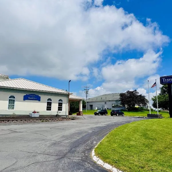 Travel Inn - Watertown NY, hotel di Watertown