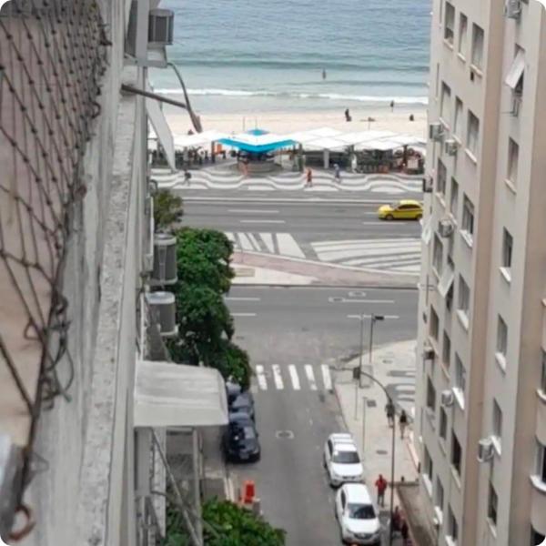Copacabana 50 metros da praia