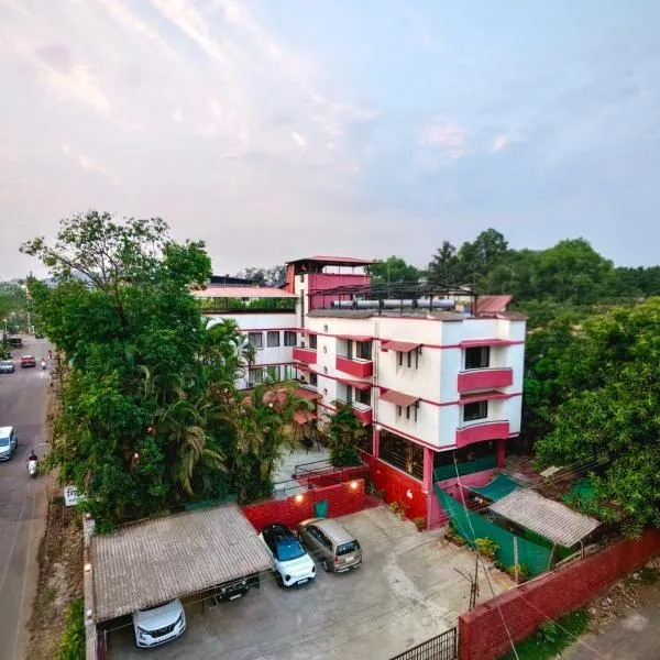 Girivihar Holiday Club - Pure Veg
