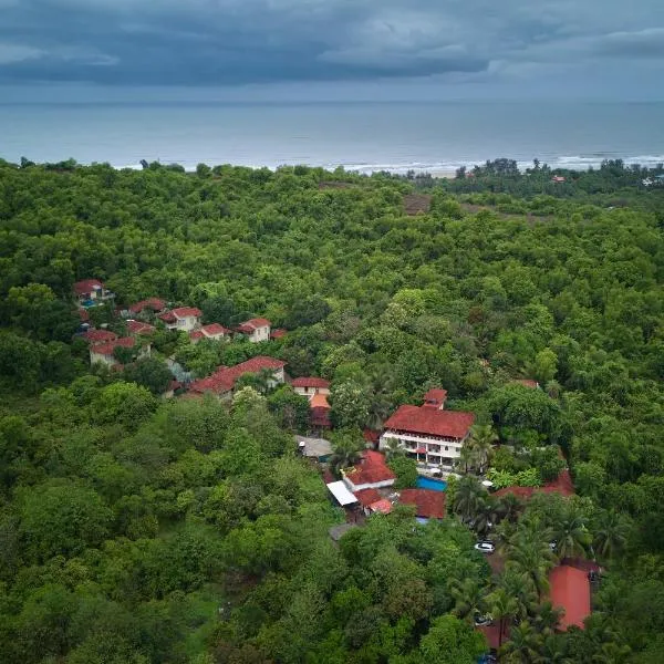 Golden Tulip Goa Mandrem, hotell i Mandrem