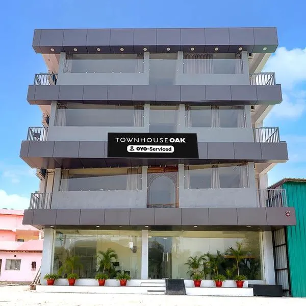 Townhouse Oak Kathghariya Road Haldwani Formerly Devki Inn โรงแรมในฮัดวานี