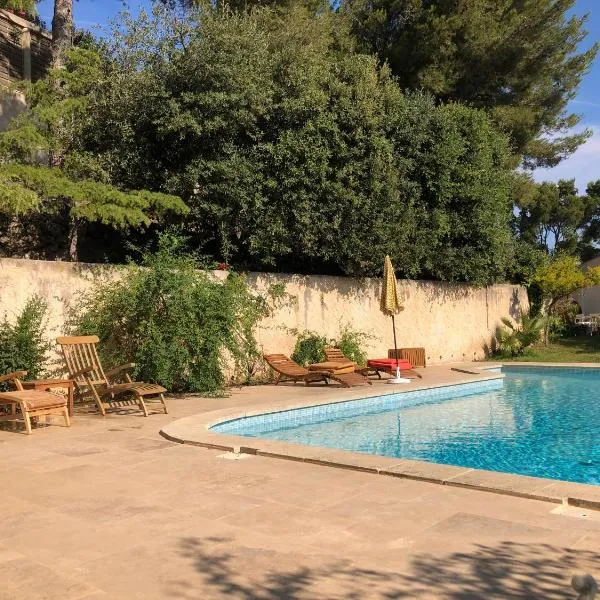 L’appartement - Jardin Secret, hotel in Marseille