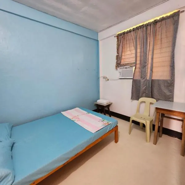 Aunora Standard Room, хотел в San Miguel