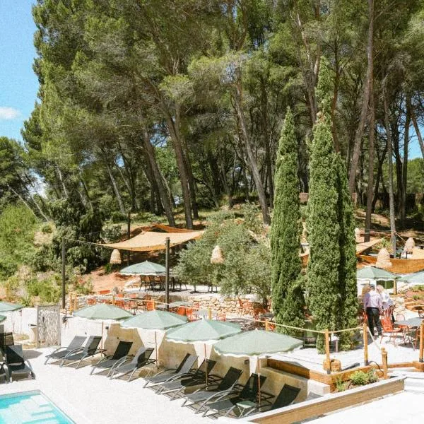 Domaine de l'Oustalia, hotel in Aix-en-Provence
