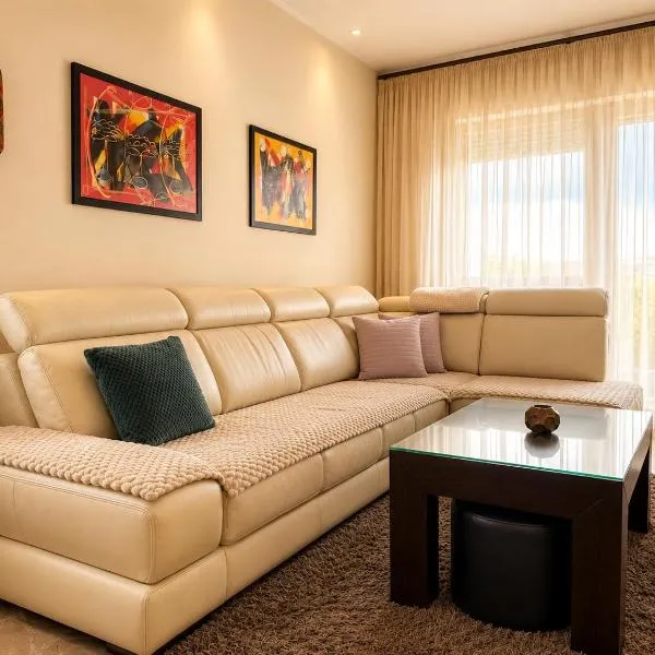 White Pearl Apartment, hotel din Nova Pazova