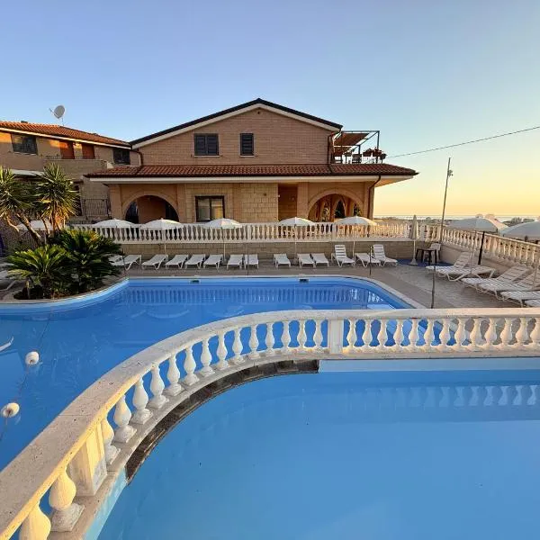 Il borgo blu, hótel í Tortoreto