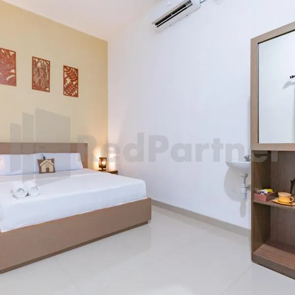 Ummi Home Syariah Mitra RedDoorz, hotel em Tegal