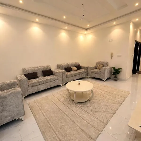 قنوف- شقة فندقية خاصة م, hotelli kohteessa Al Assan