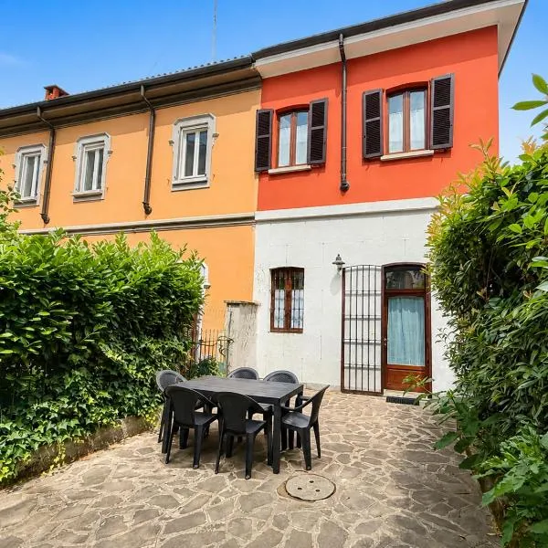 Rainbow District Mood Villa, hotel a Milà