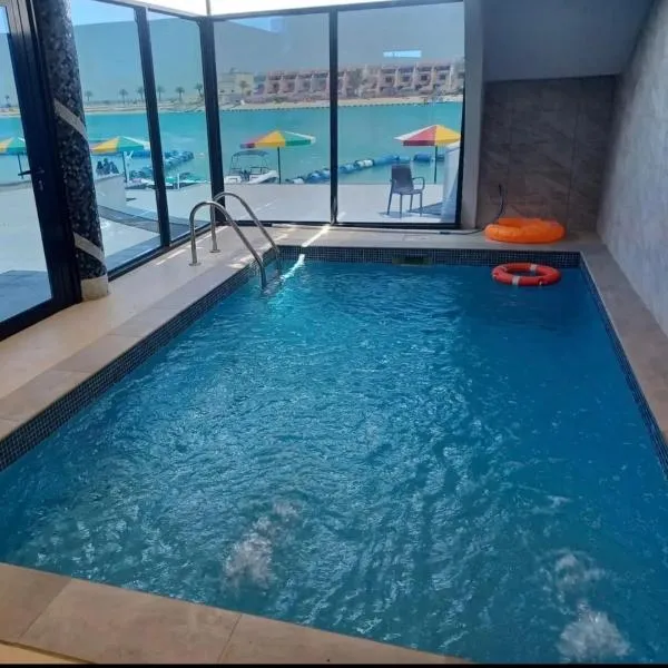 شاليهات لافونتين الموج الأزرق - للعائلات فقط, hotel i Durat Alarous