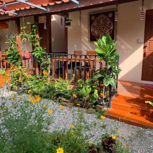 บ้านเคคานการ์เด้น K Khan Walking Street Garden Home, hotel en Chiang Khan