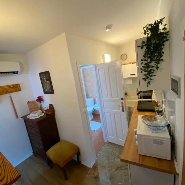 Casa Tre Fiori 3, Hotel in Mignanego