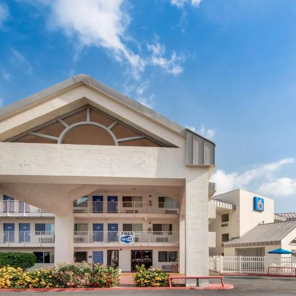 브라운스빌에 위치한 호텔 Motel 6-Brownsville, TX North