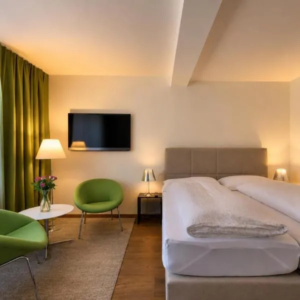 Hotel Sternen, hotel em Lenk