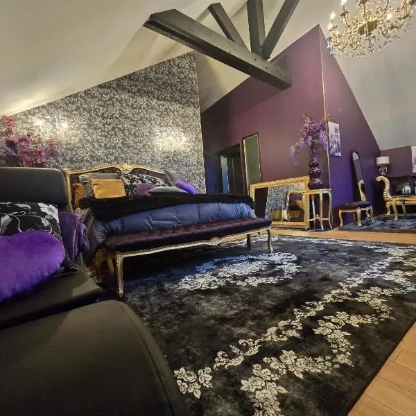Boitron में, होटल La Villa M77 - Love Room & SPA