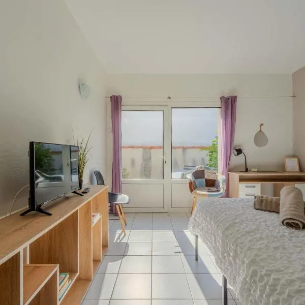 Appartement Les vagues dorées - Résidence Kiwi, hotel in Aytré