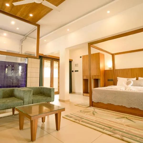 36 Palms- Sun and Sand، فندق في شاطئ شيراي