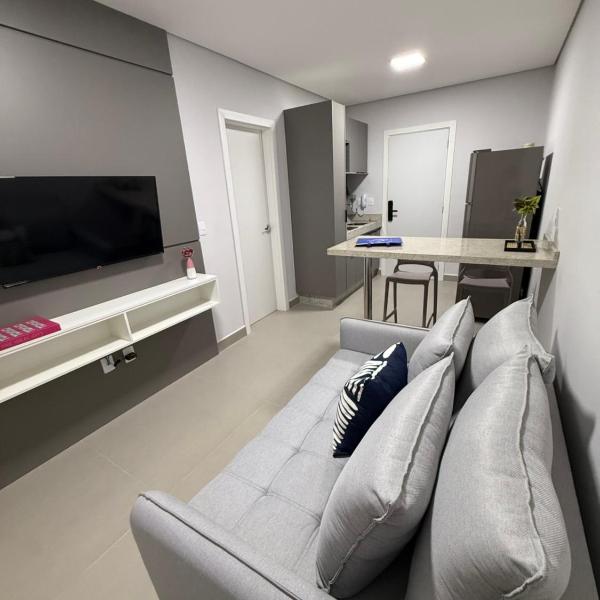 Flat Tiradentes próximo a praça e estação